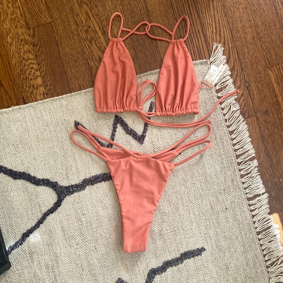 NWOT Lovewave The Juda Bikini in Blush - Picture 4 of 5